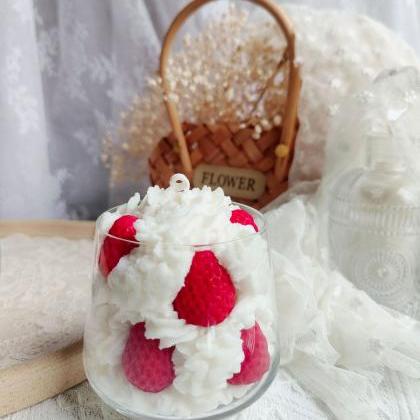 Dcc014 Cream Strawberry Tower Scented Candle Fruit..